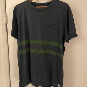 O'Neill Blue and Green Short Sleeve Tee Dynamic Design - size L